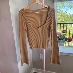 Hollister Ribbed Bell Sleeve Top